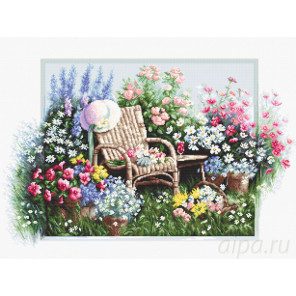  Цветущий сад Набор для вышивания Luca-S B2344