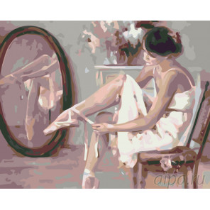  Балерина перед выступлением Раскраска картина по номерам на холсте KTMK-948846
