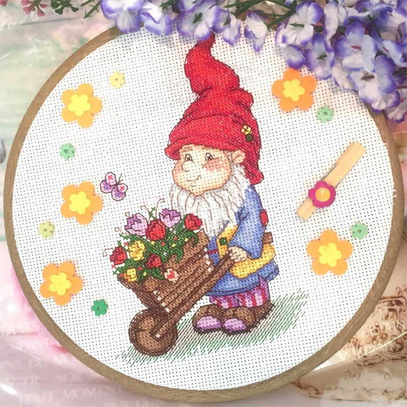 студия гномики. магниты" вышивка.