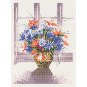  Цветы в латунной вазе Набор для вышивания бисером Heritage WFBV653E