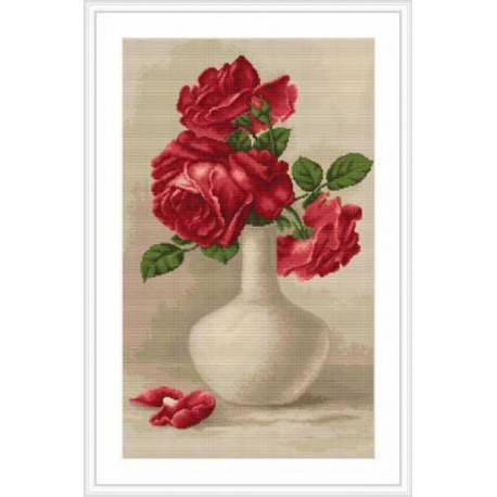 Красные розы в белой вазе Набор для вышивания LUCA-S