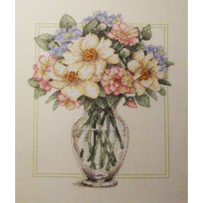 Цветы в высокой вазе 35228 Набор для вышивания Dimensions ( Дименшенс )